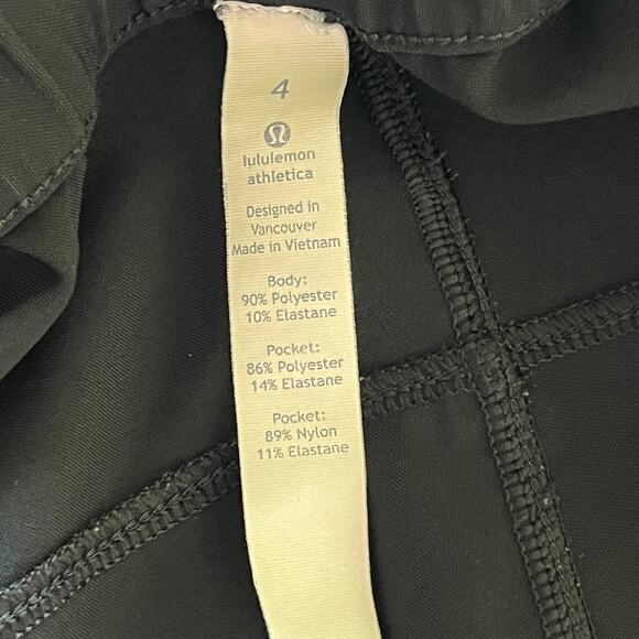 Lululemon On The Fly Shorts Woven 2.5" Black sz 4 - Picture 6 of 7